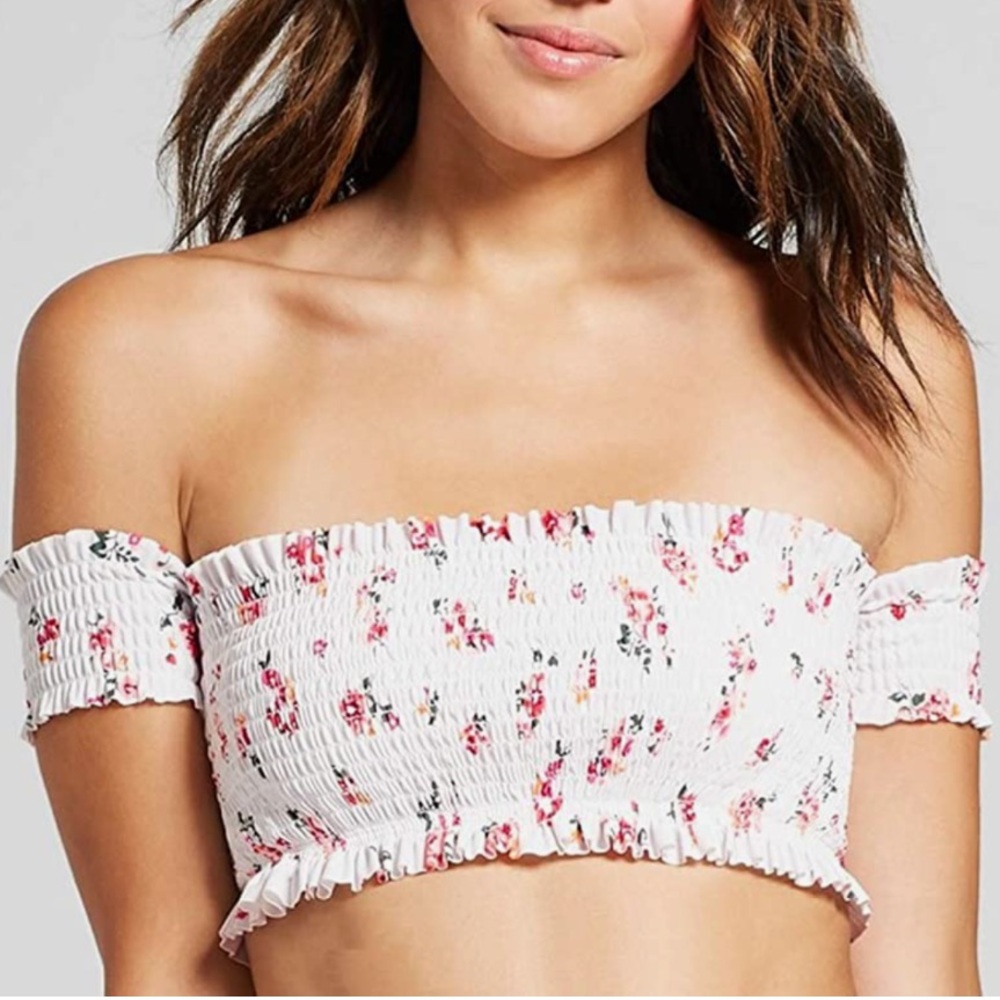 Xhilaration Crop Top White Floral off Shoulder Smocked Underwire Size Large